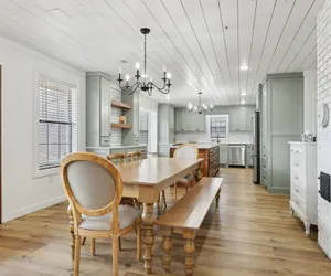 Photo 3 - Fox Haven Retreat-modern Cabin-acres of Priv Land