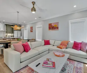 Photo 2 - Alto-private Rooftop Deck-8 Mins to Broadway