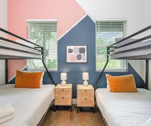 Photo 3 - Limbo - In Cumberland Heights - Mins to Germantown