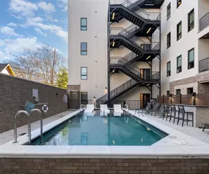 Photo 4 - Harmony Outpost-pool & Gym-4 Mins To Broadway