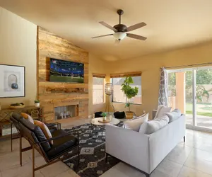 Photo 4 - Scottsdale Oasis- Pool - Game Room - Putting Green