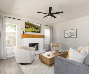 Photo 2 - Sereno - Sparkling Pool - Near Scottsdale Quarter