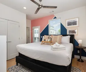 Photo 2 - Citrine-private Patio & Balcony-near Germantown