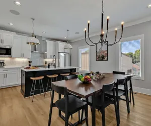 Photo 3 - Tenor - Private Rooftop - 8 Mins to Broadway