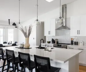 Photo 4 - Bohemian Resort- Pool Heat Available - Golf & Games!