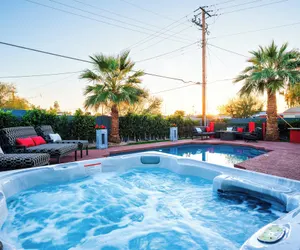 Photo 3 - Modern Roose-pool Heat Available-hot Tub- Old Town