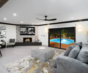 Photo 2 - Modern Roose-pool Heat Available-hot Tub- Old Town