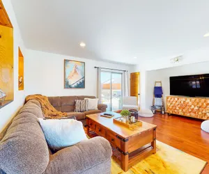 Photo 2 - Big Bear Bungalow #643