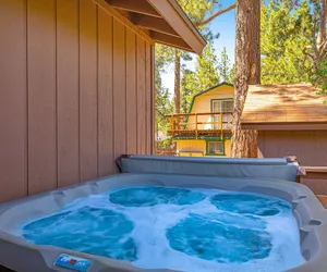 Photo 2 - Country Club Cabin #357