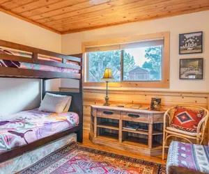Photo 4 - Entertainment Cabin #610