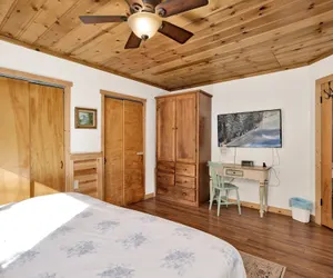 Photo 5 - Entertainment Cabin #610