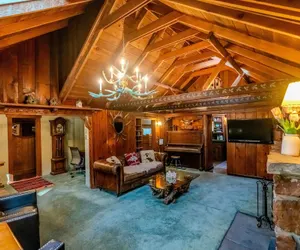 Photo 2 - Hobbit House in Big Bear #166