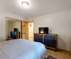 Photo 3 - Peregrine Palace