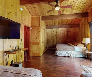 Photo 5 - Primrose Cabin #709