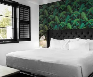 Photo 3 - Sleeps 24 Group-friendly Sobro Stay Near Music & Downtown by Avantstay