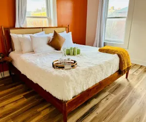 Photo 5 - Jungle House Downtown Columbus – Modern Boutique Suites