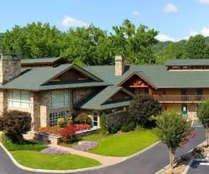 Photo 2 - The Greystone Lodge on the River