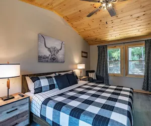 Photo 2 - Cozy Cabin in Ellijay Near Blue Ridge