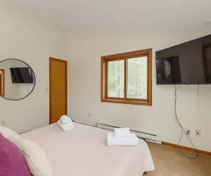 Photo 4 - Poconos Hideaway - Woods & Wildlife