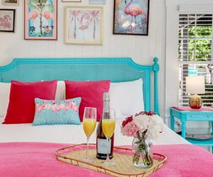 Photo 3 - Hibiscus House Bed Breakfast Inn Flamingo Suite