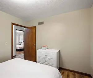 Photo 3 - The Family Nook Home for 8