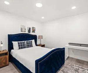 Photo 3 - Spacious Bright Home Fully Equipped