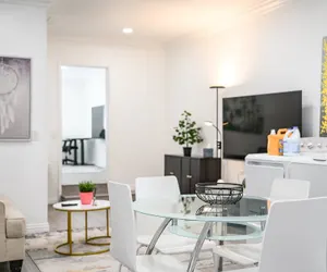 Photo 4 - Spacious Bright Home Fully Equipped