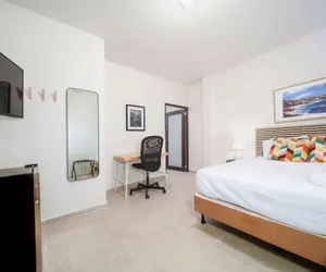 Photo 2 - Room 1 - Stylish Accessible Suite