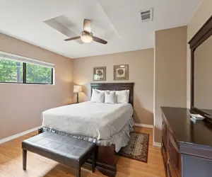 Photo 4 - Chardonnay Haus - Unit C