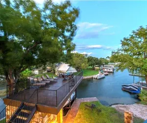 Photo 2 - Hillview Estate