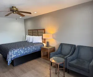 Photo 3 - WESTERN INN