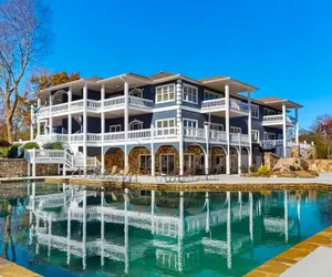 Photo 2 - Whitepath Lodge And Resort