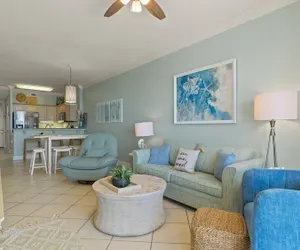 Photo 4 - Island Royale Penthouse #202