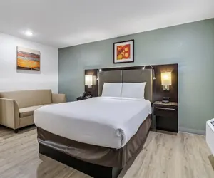 Photo 5 - Steinbeck Lodge