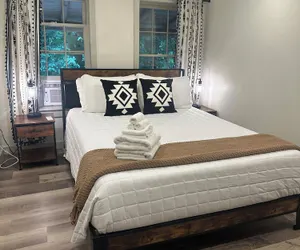 Photo 5 - Wildrest Hotel