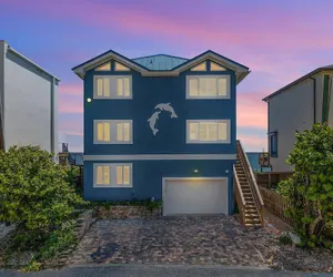 Photo 2 - Dolphin House