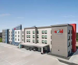 Photo 2 - avid Hotels Bellefonte by IHG