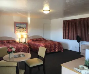 Photo 2 - Old Marina Inn