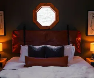 Photo 4 - Cozy Cabin With Hot Tub - Near all in Hocking Hills