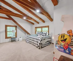 Photo 5 - Outdoors Sleeps7 Family Getaway Fun Arcade