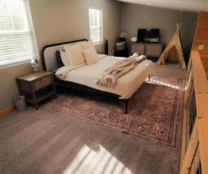 Photo 2 - The Treetop Retreat Family Getaway in Scenic Hocking Hills