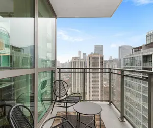 Photo 3 - Brand-new 3BR City Views Prime West Loop Spot