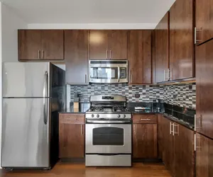 Photo 3 - Fulton Group Stay 2 Apartments Skyline Views