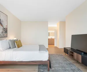 Photo 2 - Fulton Group Stay 2 Apartments Skyline Views