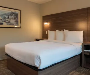 Photo 4 - Valley Trail Inn