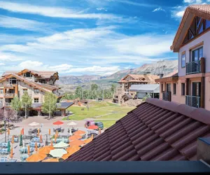 Photo 2 - Blue Mesa Lodge 40C by Avantstay Ski In/ Ski Out Unit w/ Balcony!