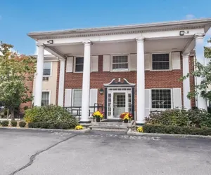 Photo 2 - Charles River Inn