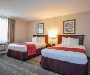 Photo 4 - Charles River Inn
