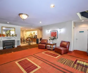 Photo 3 - Charles River Inn