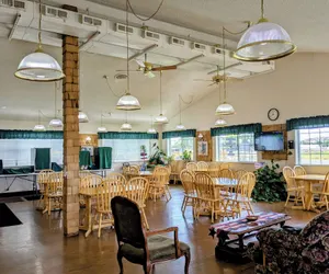 Photo 3 - Rails Inn